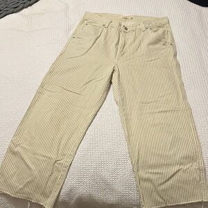 Levi's Striped Cream Women's Cropped Pants